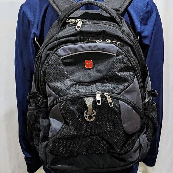 SwissAlps 3259 Laptop Backpack - Black/Gray